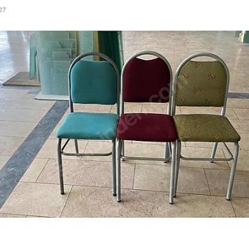 Sade ve Modern: Metal Sandalye Dekorasyon Fikirleri